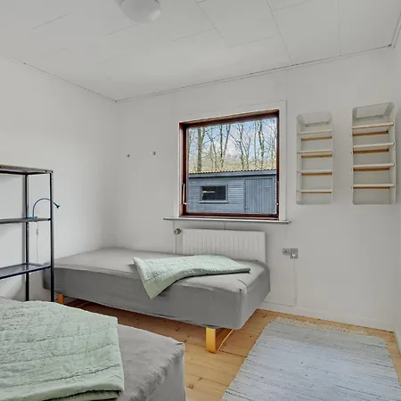 Holiday home Lovely In With Kitchen Randbol