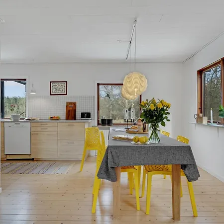 Lovely In With Kitchen * Randbol
