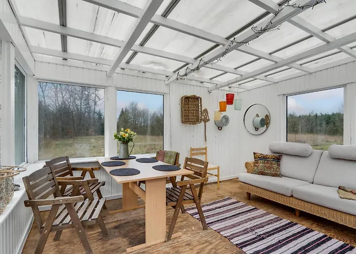 Semesterbostad Lovely In With Kitchen *