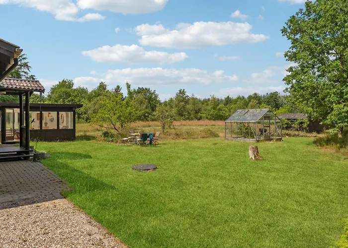 Lovely In With Kitchen