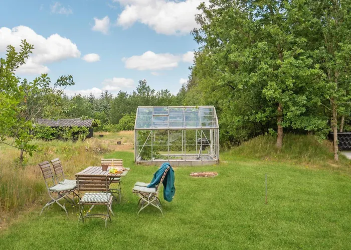 Semesterbostad Lovely In With Kitchen *