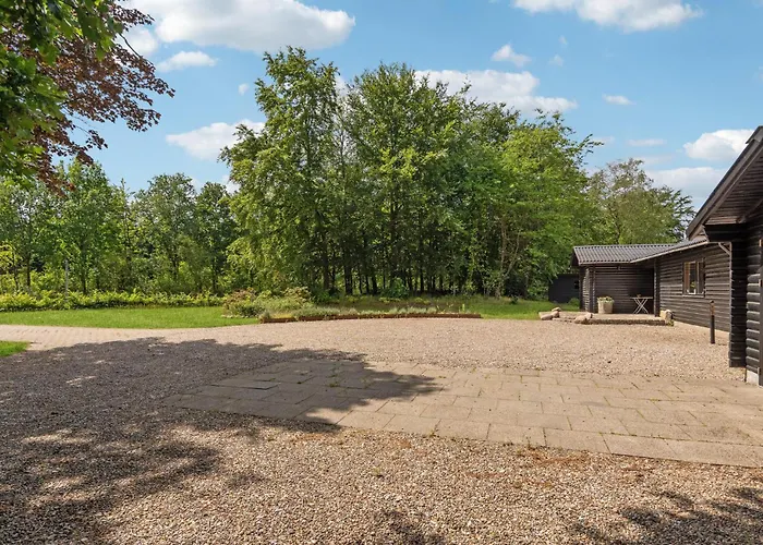 Lovely In With Kitchen Semesterbostad